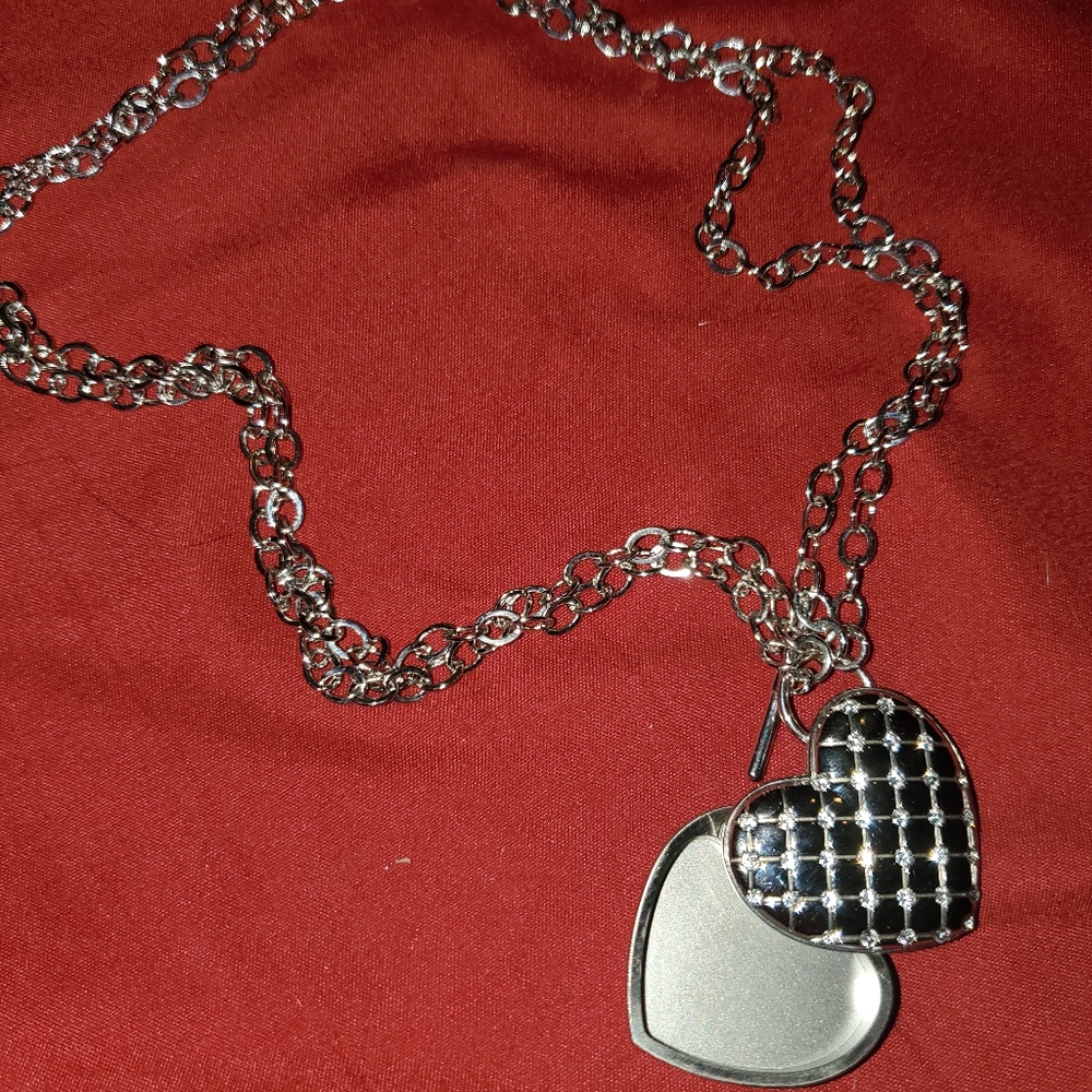 Locket necklace
